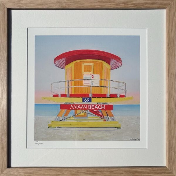 Orange Beach Hut