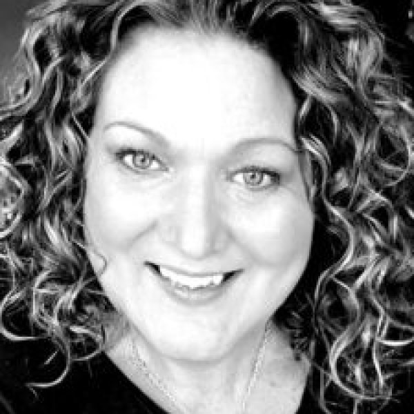 Julie-Connor-225×300 Julie-Connor-225x300