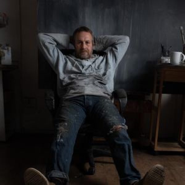 Scott Tetlow Scott Tetlow, colour photograph of the artist